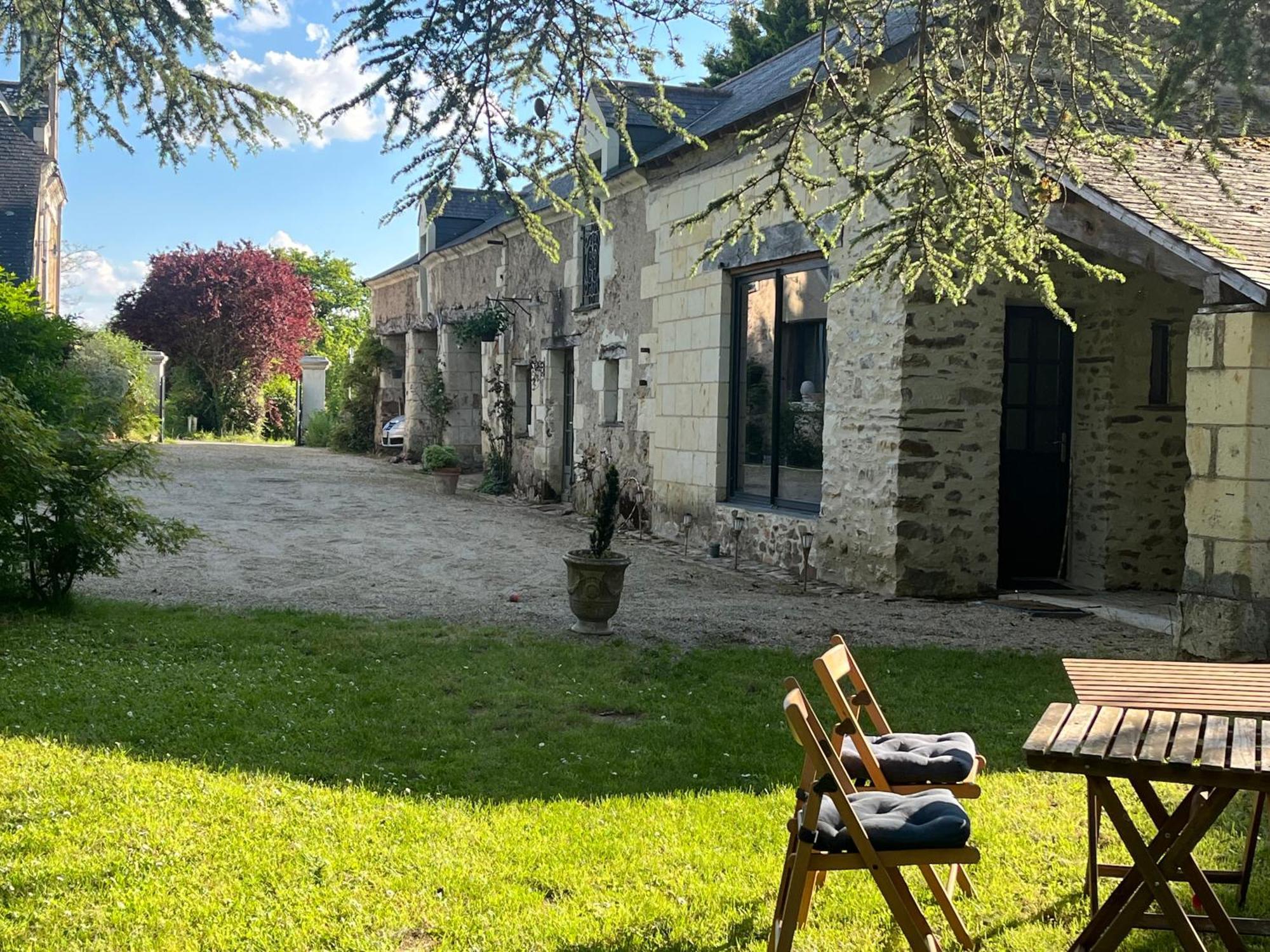 Maison De Charme Saint-Saturnin-sur-Loire Exterior photo